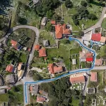 Vangel House