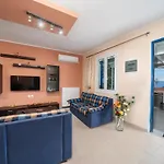 Vangel House בית נופש Chaliotata