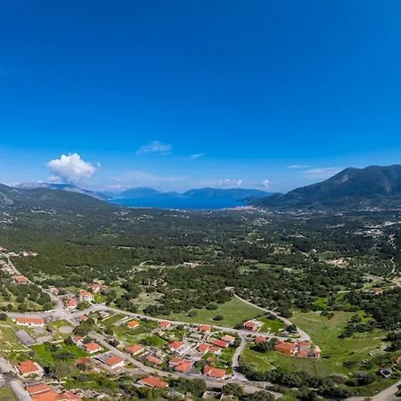 Vangel House Case de vacanță