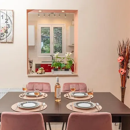 Case de vacanță Vangel House *